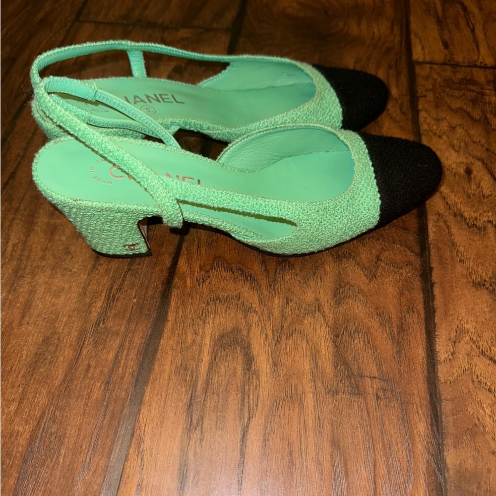 chanel slingback green and black combo beautiful